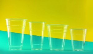 Italtartó műanyagpohár egyszer használatos pohár